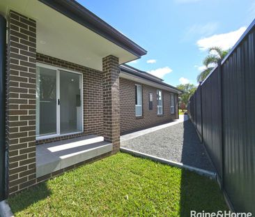 17A Tea Tree crescent, Macquarie Fields, NSW 2564 - Photo 5