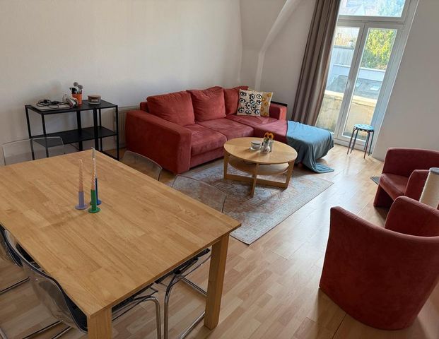 Ab 01.02. bezugsfertige Wohnung mit Einbauküche - Photo 1