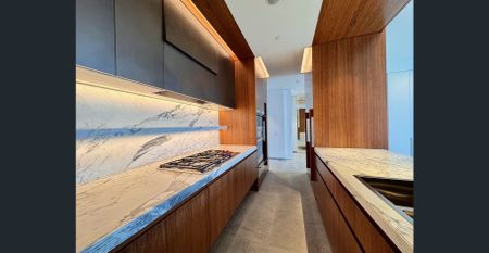 Ready to move in now at $2,900/week!! CORNER SUB-PENTHOUSE WHERE YOU SEE CENTRE-POINT TOWER and beyond AT ONE SYDNEY HARBOUR - Photo 5