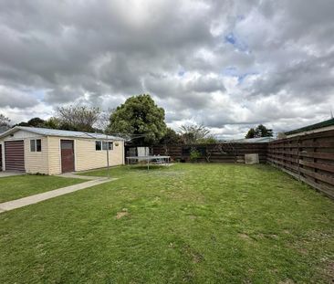 3 Bedroom Home in Upper Hutt - Photo 3