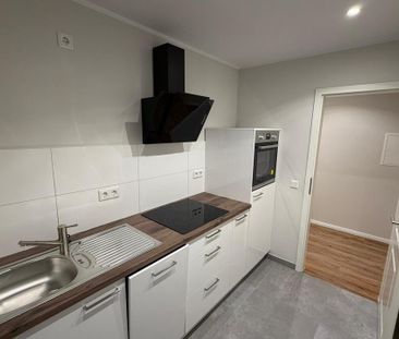 Stötteritz, sanierte 2 Zimmer Whg, 60,5 qm,Einbauküche,Südbalkon - Photo 5