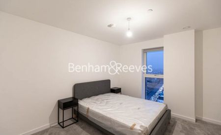 1 Bedroom flat to rent in East Acton Lane, Acton, W3 - Photo 4