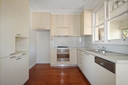 19 Arnold Street, Ryde NSW 2112 - House For Rent | Domain - Photo 2