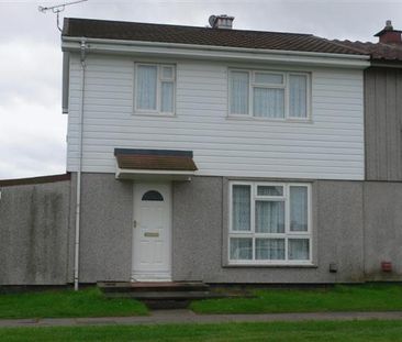 3 bedroom semi-detached house to rent - Photo 6