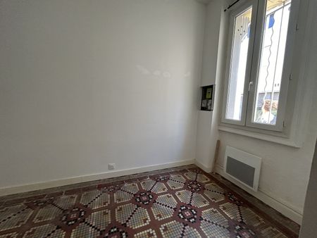 Location Appartement 3 pièces 53m² SETE 34200 - Photo 3
