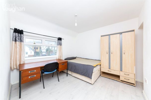 6 bedroom semi-detached house to rent - Photo 1