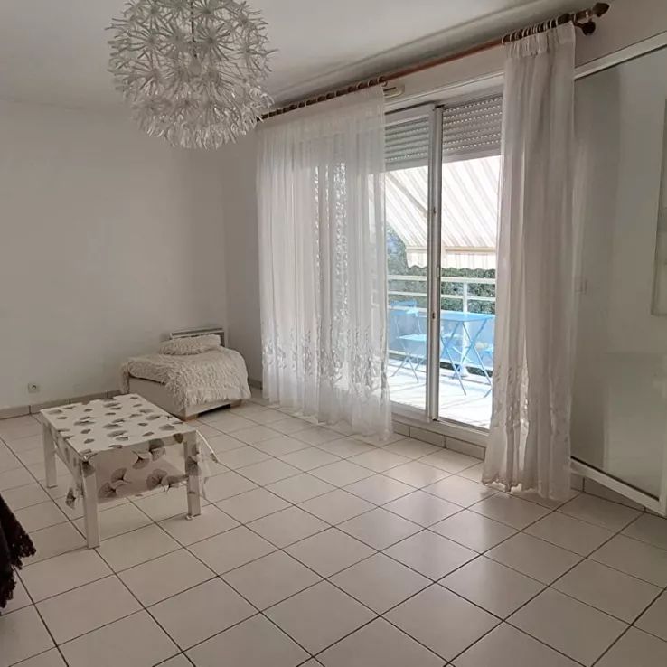 Chambre Corbeil Essonnes 1 pièce(s) 11.88 m2 - Photo 1