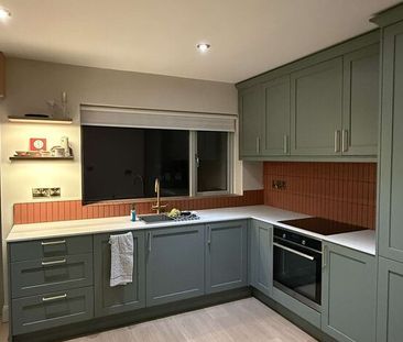 2 bed mid terrace property in East Cork - Photo 4