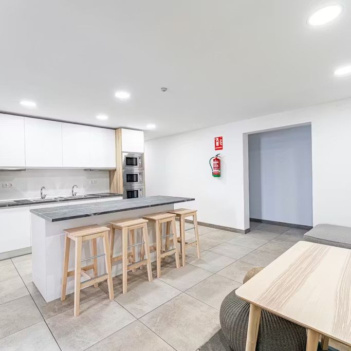 Calle del Arenal, Madrid, Community of Madrid 28013 - Foto 1