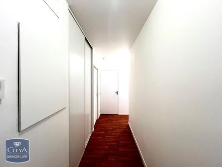 Location Appartement 3 pièces 61m² CHINON 37500 - Photo 4