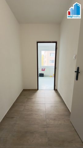 Pronájem bytu 1+1 39 m2 - Fotografie 3