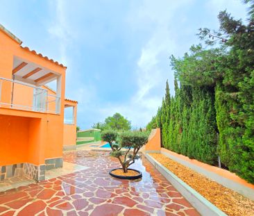 VILLA FOR RENT FOR LONG TERM 4 bed in Cumbre del Sol - Photo 2