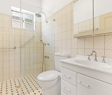 17 Coronation Parade, Strathfield South NSW 2136 - House For Rent |... - Photo 6