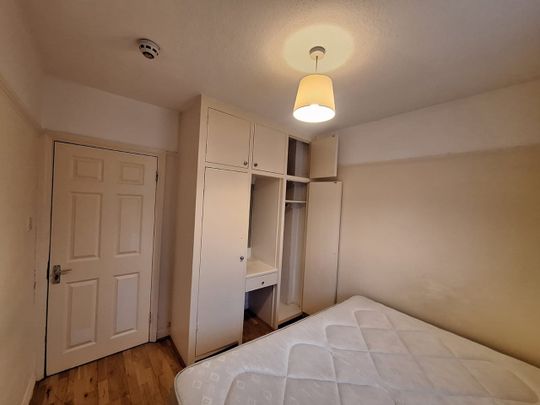 Room in a Shared House, Burnley Road, NW10 - Photo 1