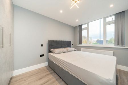 Lillie Road, London, SW6 - Photo 5