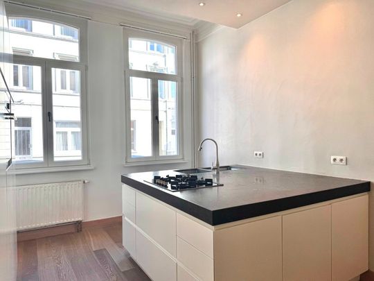 Aantrekkelijk gerestaureerd burgerhuis gelegen aan het Gentse Sint-Elizabeth Begijnhof - Photo 1