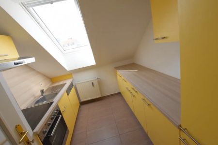 Helle 2-Zimmer-Dachgeschosswohnung I Nahe Uni Graz - Foto 3