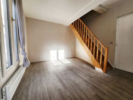 Location Appartement 2 pièces 26m² - Photo 3