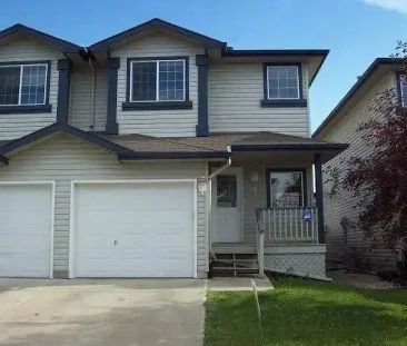 GREAT VALUE!! 3 Bdrm Duplex with GARAGE!!!By Clareview LRT. | Edmonton - Photo 1