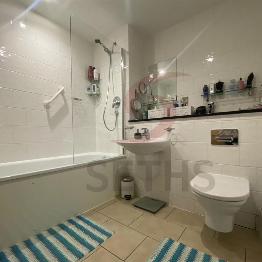 Navigation Street, LE1, Leicester - Photo 1