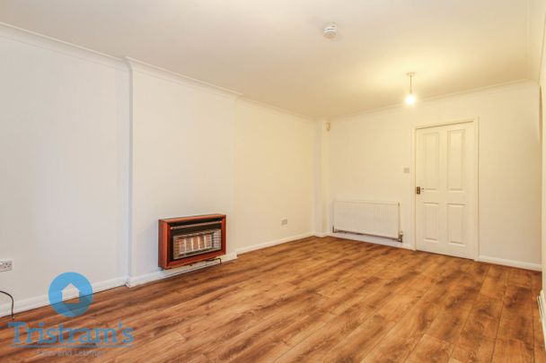 2 bed Semi-Detached House for Rent - Photo 1