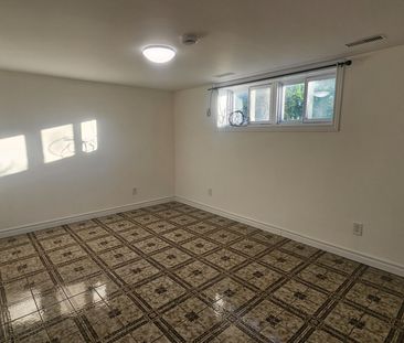 For Lease - 111 Bexhill Avenue Unit# Bsmnt, Toronto, Ontario - Photo 4