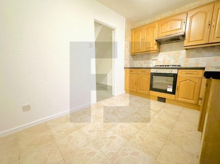 2 bedroom semi-detached house to rent - Photo 5