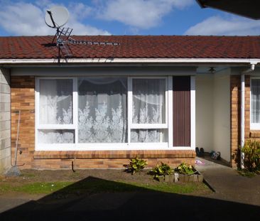 Lovely Two Bedroom Unit - Photo 3