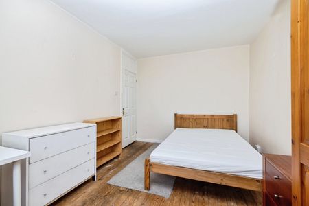 3 Bed Maisonette, Cambridge Heath Road, E1 - Photo 5
