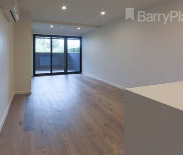 TWO BEDROOMS & TWO BATHROOMS - Photo 1