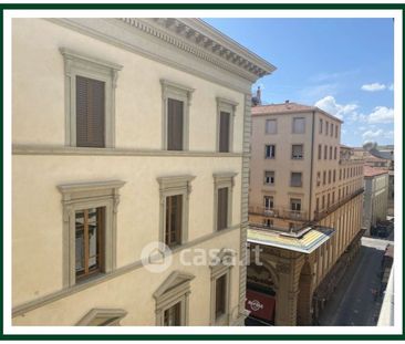 Quadrilocale in Affitto in Piazza della Repubblica a Firenze - Photo 4