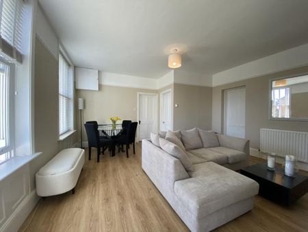 The Grange, Guildford - 1 bedroomProperty for lettings - Seymours - Photo 2