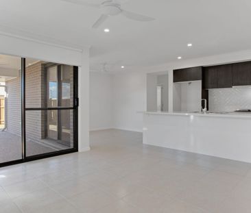 Entertainers Delight in Banya! - Photo 1