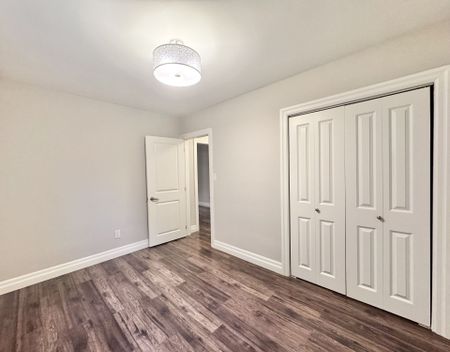 For Lease - 25 Paisley Boulevard Unit# Unit One, Mississauga, Ontario - Photo 5