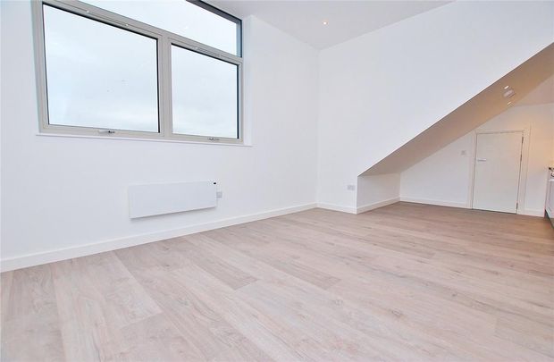 1 bedroom penthouse to rent - Photo 1