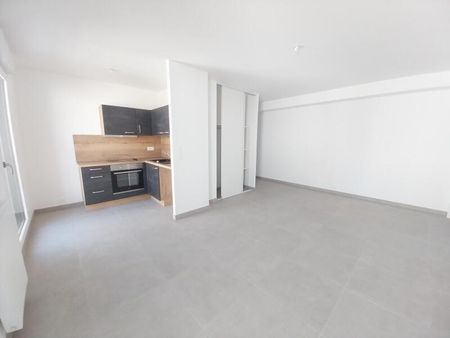 Location Appartement 3 pièces 64m² ORLEANS 45000 - Photo 4