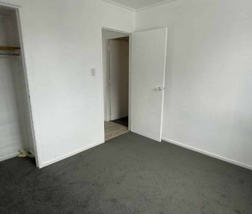 Ranui, 3 Bedroom - Photo 4