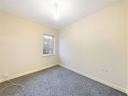 Watermark House, Carrington Point, Watermark Close, Nottingham, Nottinghamshire, NG5 - Photo 2