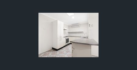 Spacious Family Home in Prime Rosemeadow Location - Photo 3