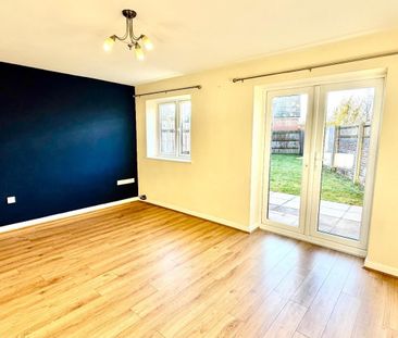 3 bedroom House To Let - Photo 4