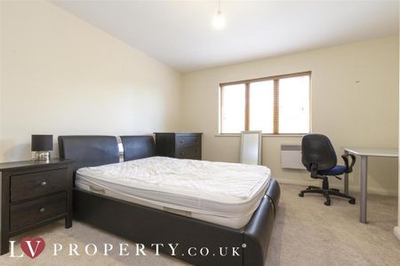 2 bedroom apartment to rent - Photo 3