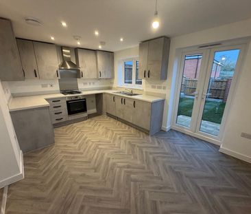 CORNMILL DRIVE, SOMERCOTES - Photo 3