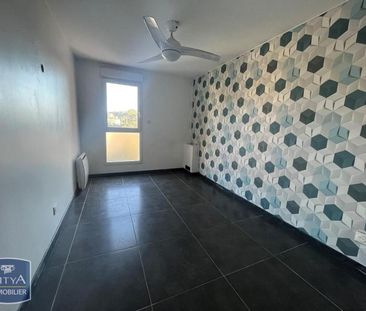 Location Appartement 4 pièces 86m² MARTIGUES 13500 - Photo 3