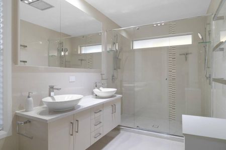 Executive Residence with Tranquil Views - Photo 4