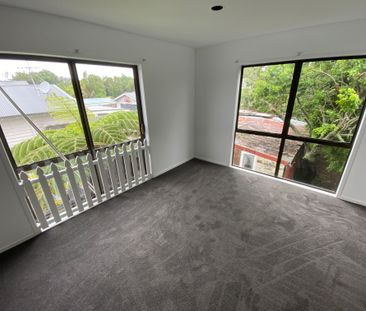 3 Bedroom Bungalow, Mount Eden - Photo 1