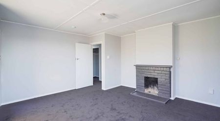 OTAUTAU - 3 BEDROOMS - Photo 2