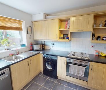 3 bedroom House To Let Total Size: 829 SQ FT - Photo 6