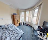 5 Flat 1 Headingley Avenue, Leeds, LS6 3EP - Photo 3