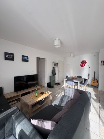 Location Appartement 2 pièces 40m² - Photo 3