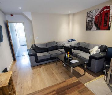 6 bedroom house to rent - Photo 4